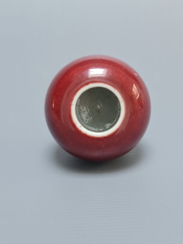 A rare Chinese porcelain ruby red water pot, Xuantong marked, period (1909-1912) - Afbeelding 3