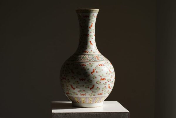 A Chinese porcelain 'Hundred Bats' vase with fencai decoration, bearing a Guangxu mark, Early Republic period (1912–1942)